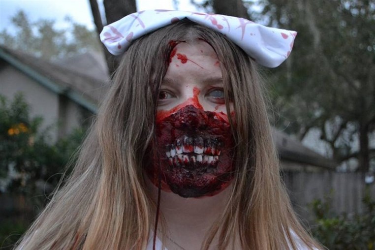 28 Horrifying Halloween Makeup Ideas That Look a Little Too Real